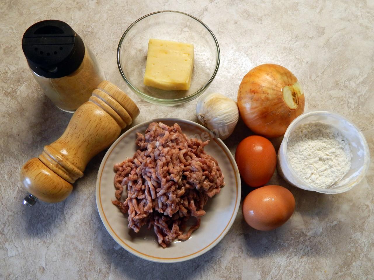 Шаг 1 приготовления Мясные зразы с сыром