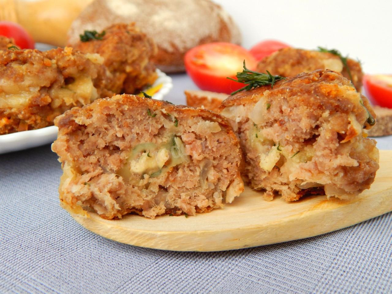 Обложка рецепта Мясные зразы с сыром