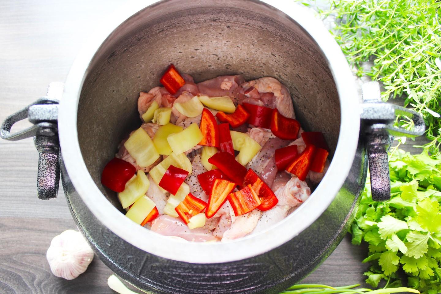 Шаг 7 приготовления Курица в афганском казане