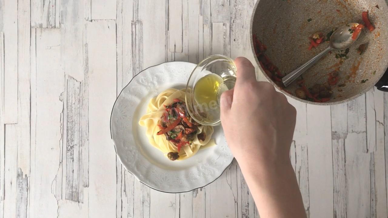 Шаг 13 приготовления Гнезда с грибами