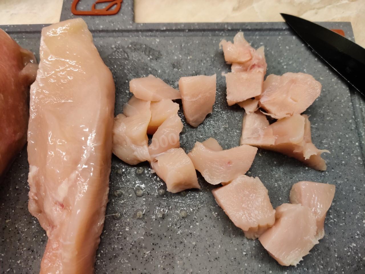 Шаг 2 приготовления Курица с брокколи в духовке
