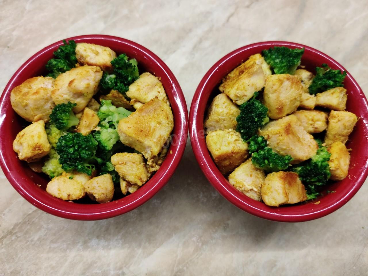 Шаг 5 приготовления Курица с брокколи в духовке