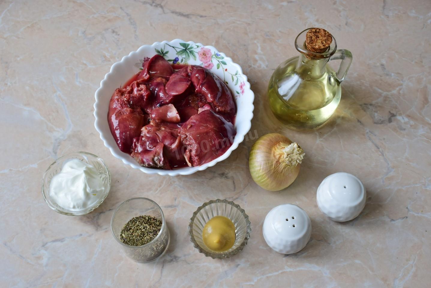 Шаг 1 приготовления Куриная печень на сковороде со сметаной