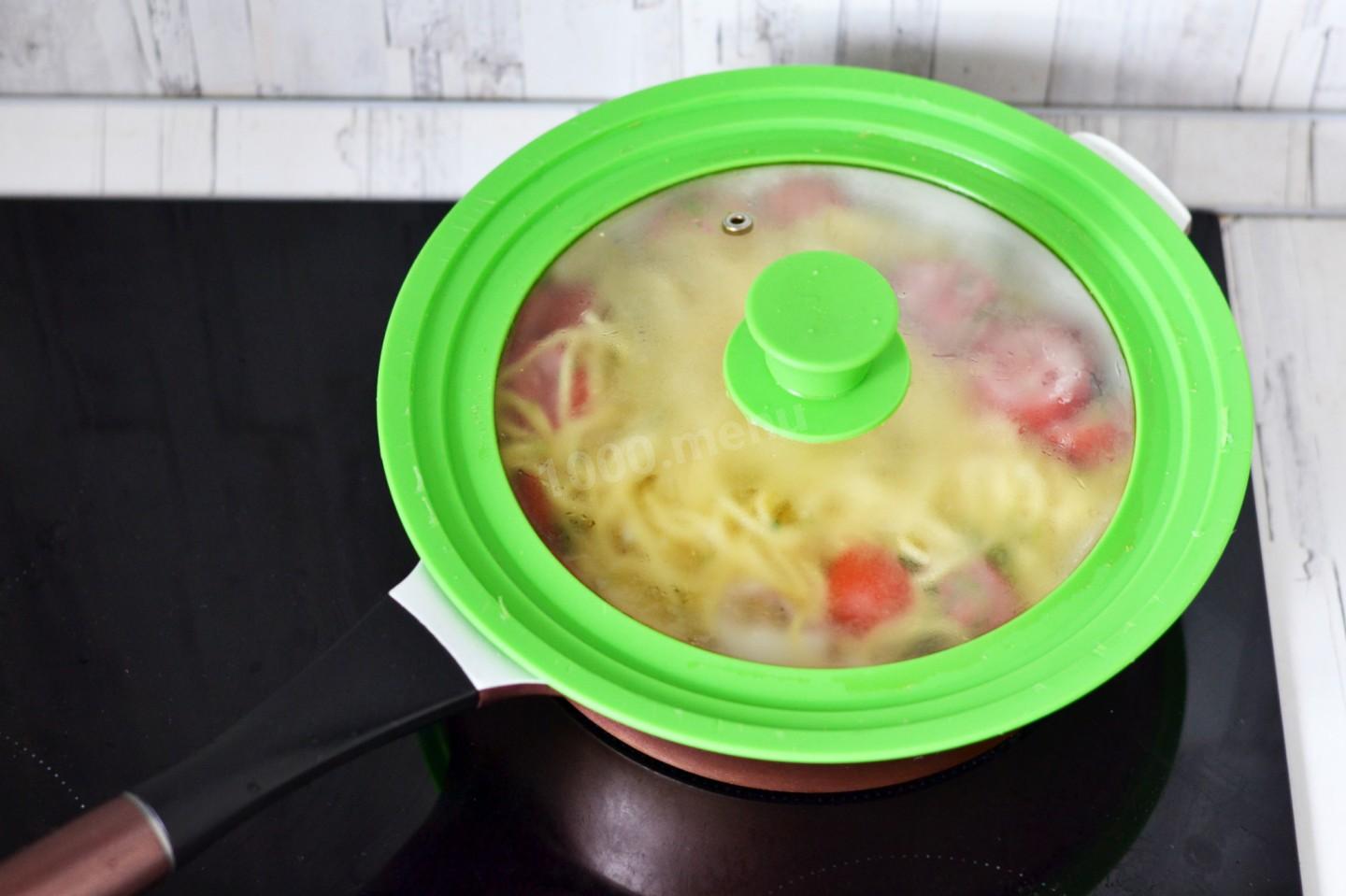 Шаг 10 приготовления Паста с кальмарами в сливочном соусе