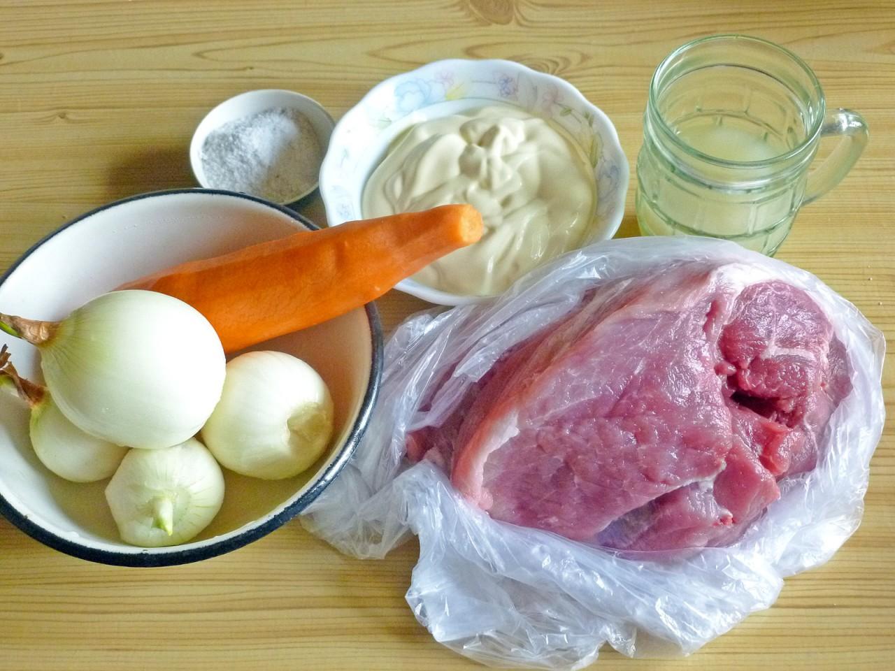 Шаг 1 приготовления Мясо тушеное в мультиварке скороварке
