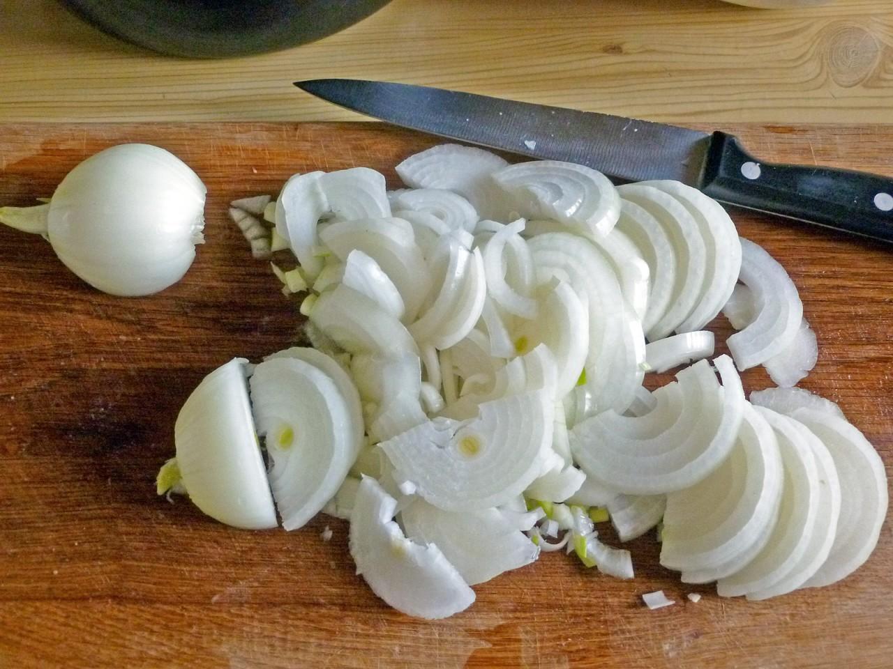Шаг 3 приготовления Мясо тушеное в мультиварке скороварке