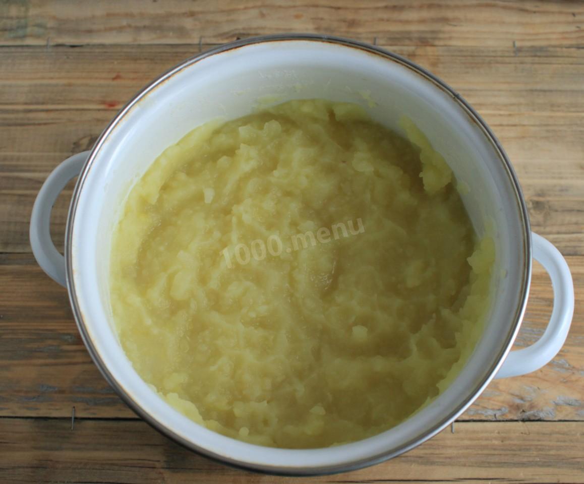 Шаг 3 приготовления Картофельные пирожки жареные на сковороде