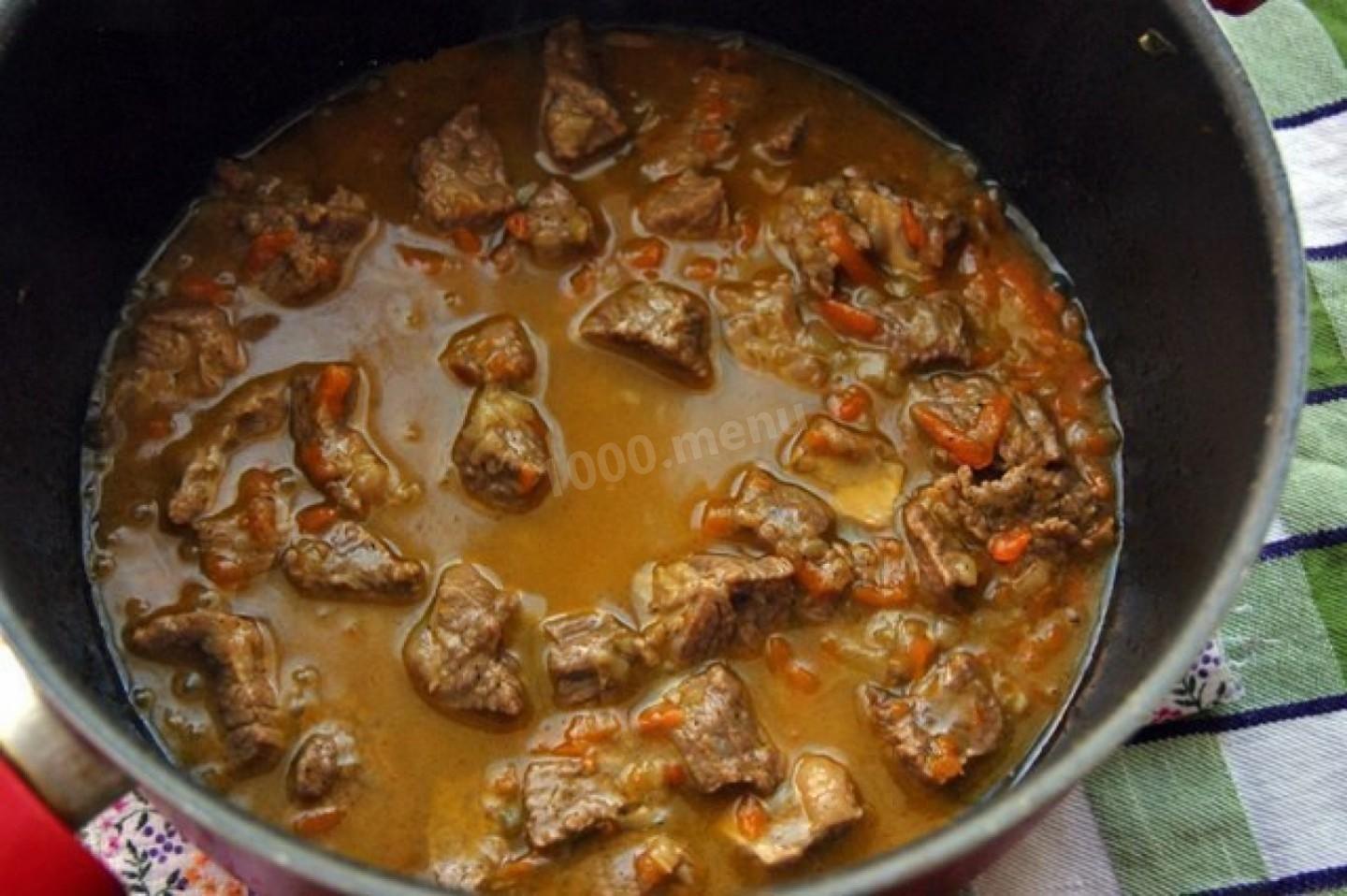 Шаг 2 приготовления Нудли с мясом и картошкой по украински