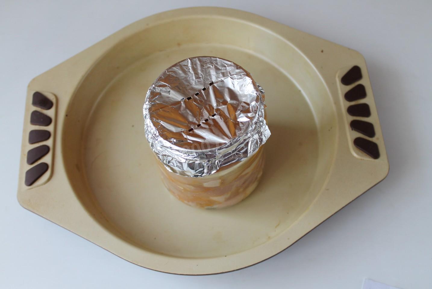 Шаг 6 приготовления Тушенка из курицы в духовке