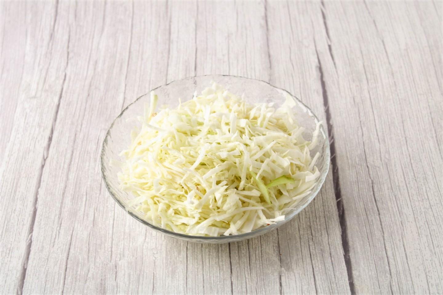 Шаг 2 приготовления Запеканка из капусты с сыром в духовке