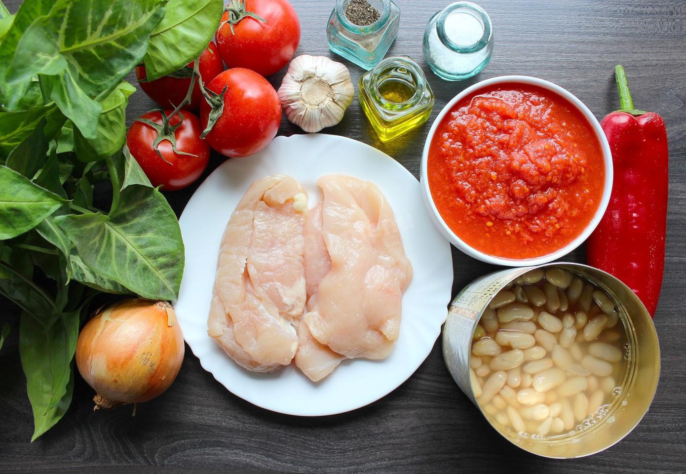Шаг 1 приготовления Куриная грудка с фасолью