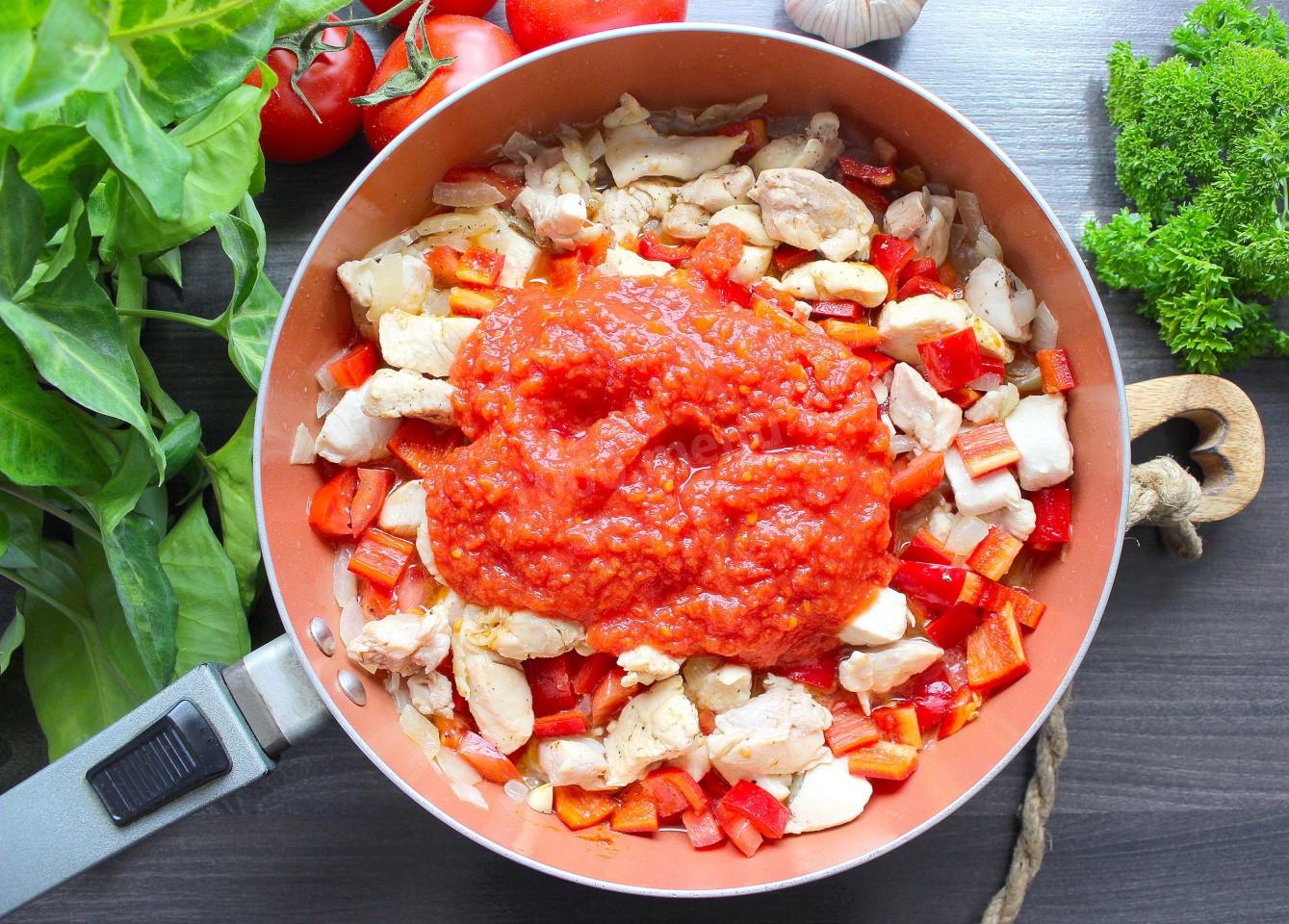 Шаг 9 приготовления Куриная грудка с фасолью