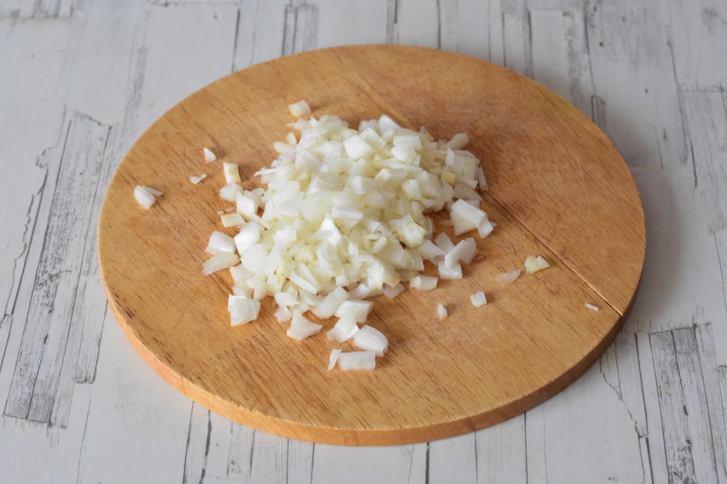 Шаг 3 приготовления Мясные тефтели с рисом с подливкой
