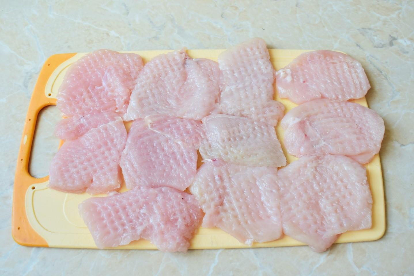 Шаг 3 приготовления Куриные грудки в панировке на сковороде