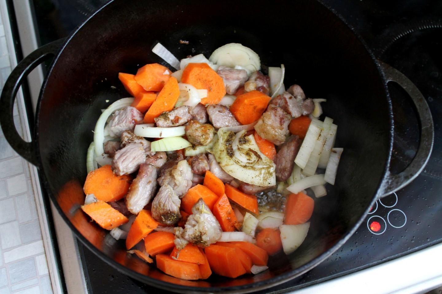 Шаг 4 приготовления Куырдак по-казахски