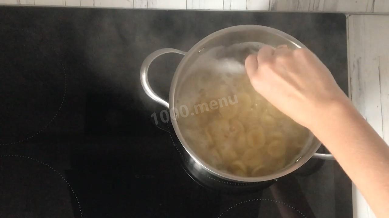 Шаг 4 приготовления Макароны с творогом