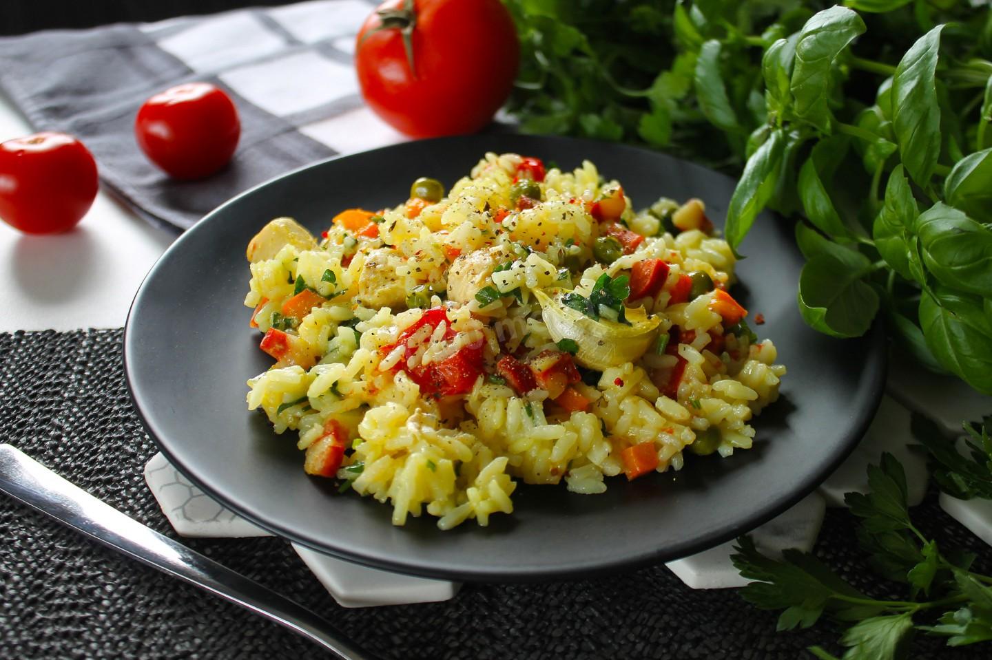 Шаг 9 приготовления Паэлья с курицей