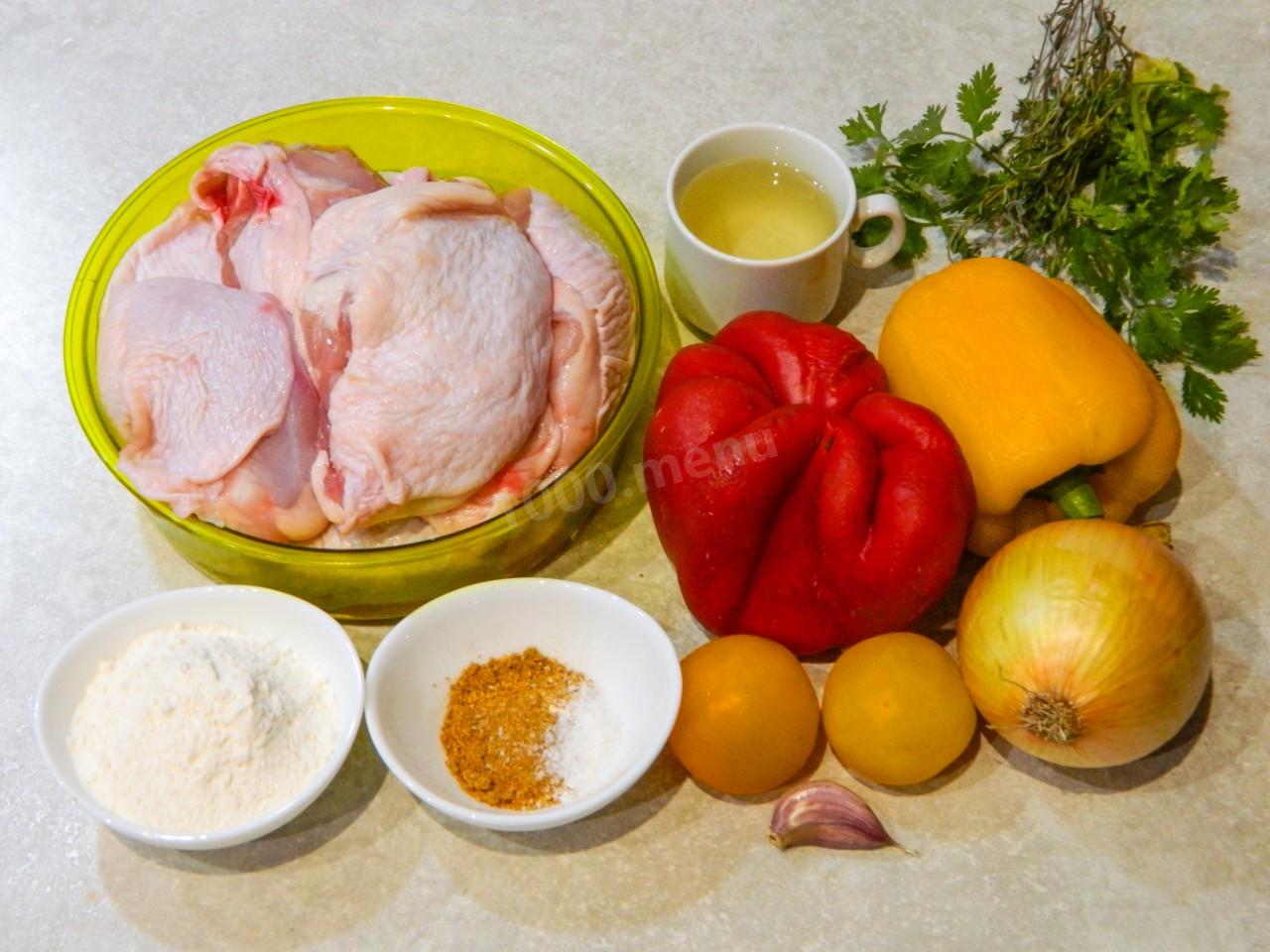 Шаг 1 приготовления Куриное филе в муке на сковороде