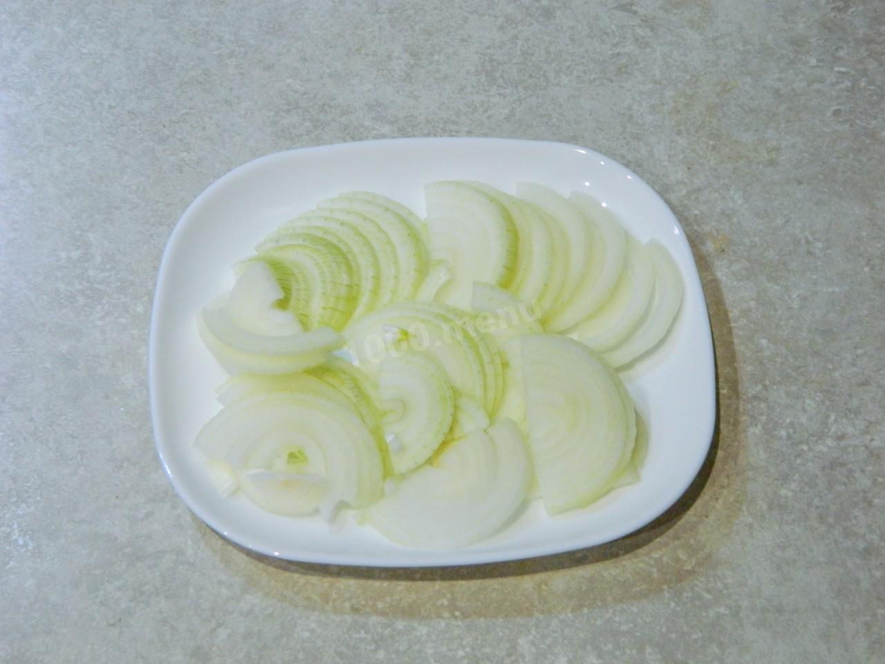 Шаг 4 приготовления Куриное филе в муке на сковороде