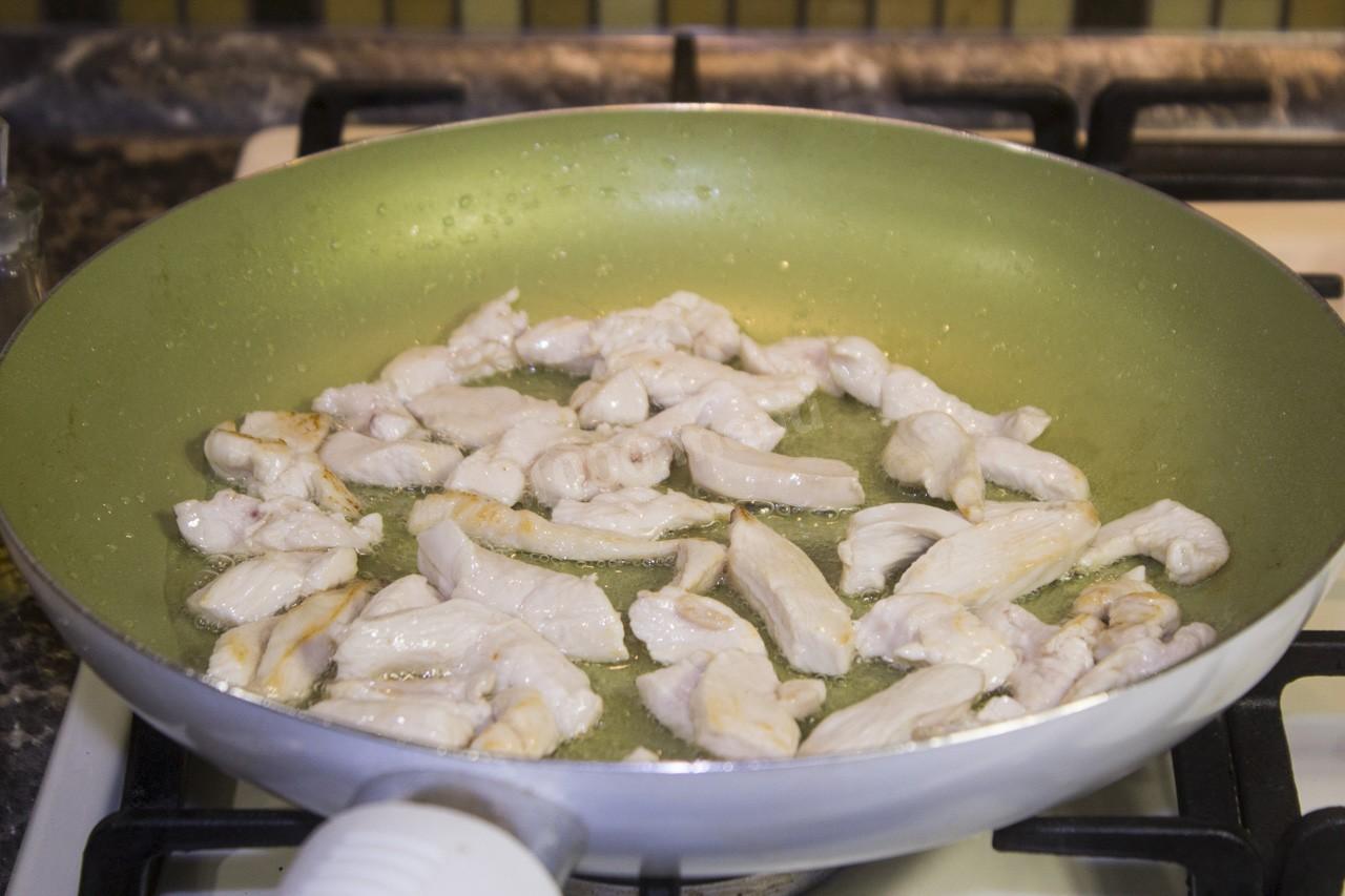 Шаг 3 приготовления Курица в сладком  китайском соусе