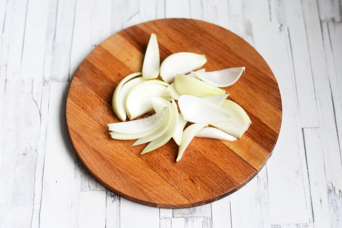 Шаг 5 приготовления Плов на плите в казане из курицы
