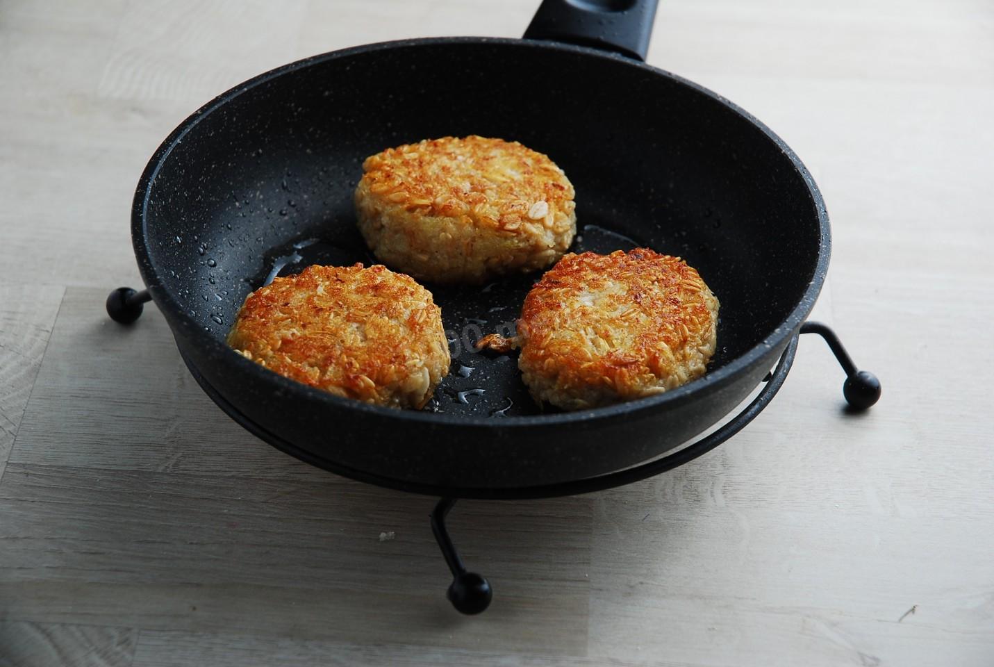Шаг 10 приготовления Котлеты из овсянки овсяные как мясные