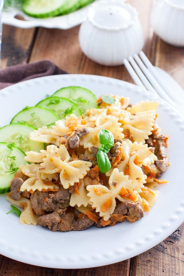 Шаг 7 приготовления Печень с макаронами