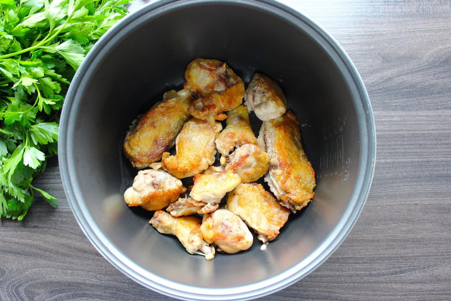 Шаг 3 приготовления Плов в мультиварке скороварке с курицей