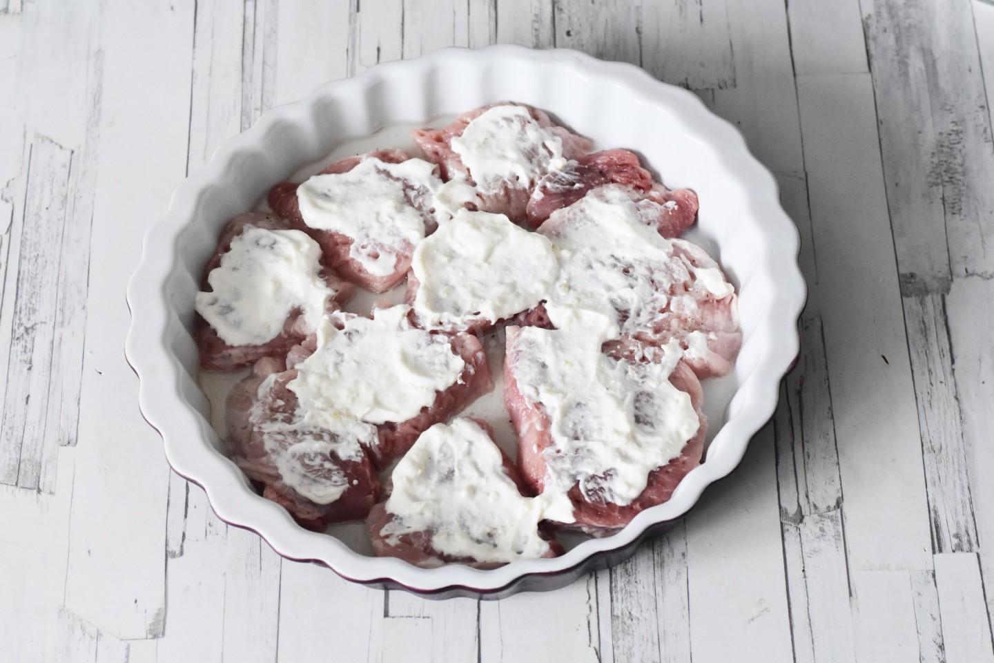 Шаг 9 приготовления Мясо запеченное с овощами в духовке