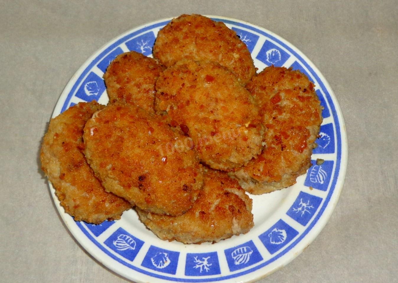 Шаг 13 приготовления Зразы мясные с яйцом и луком на сковороде