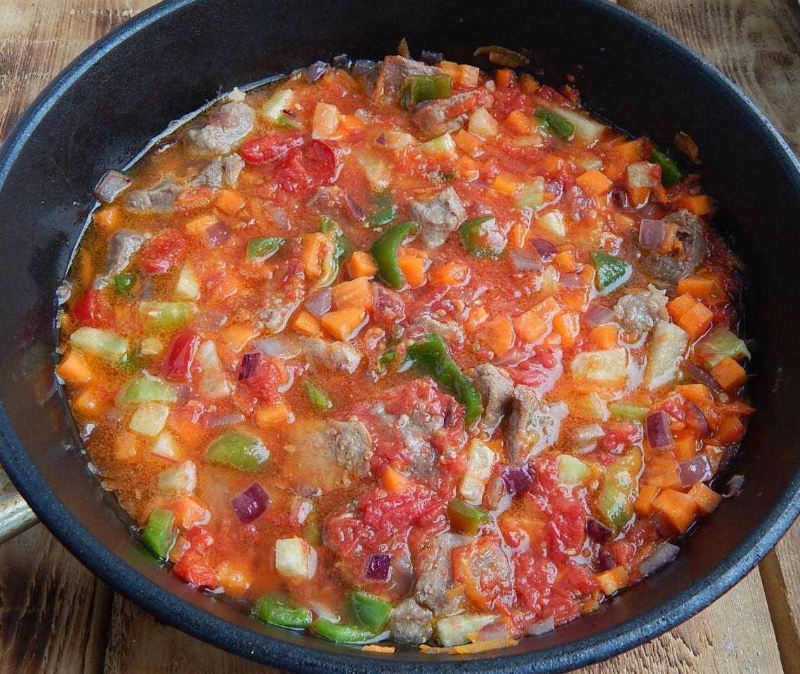 Шаг 10 приготовления Индейка тушеная с овощами