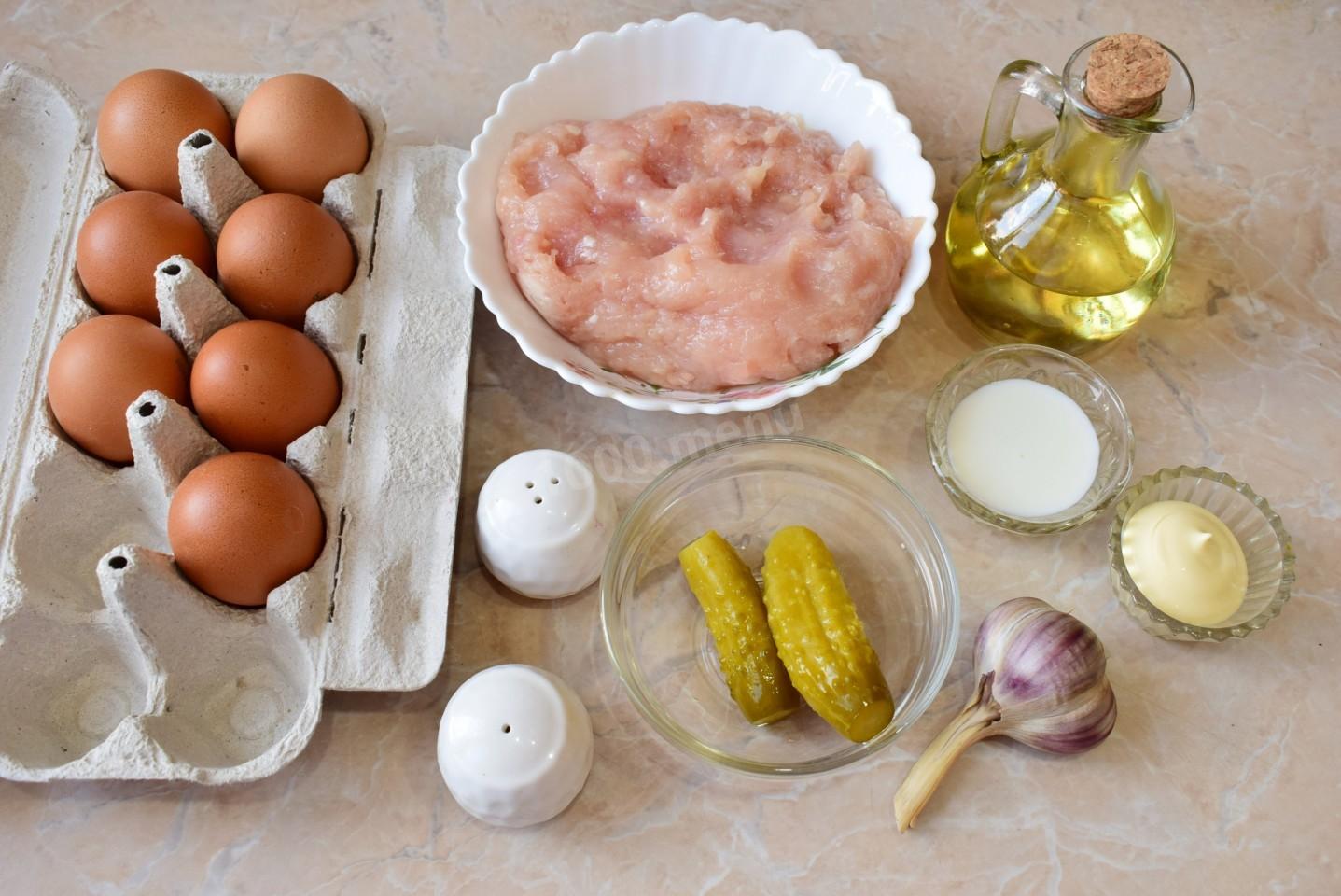 Шаг 1 приготовления Бризоль из курицы на сковороде