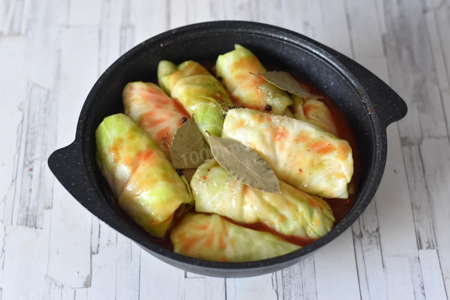 Шаг 17 приготовления Голубцы с куриным фаршем и рисом в кастрюле