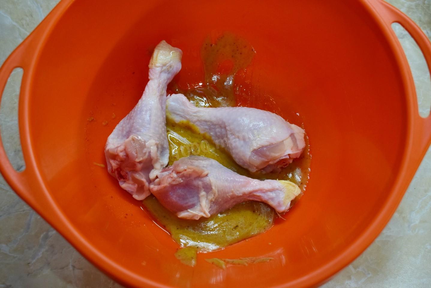 Шаг 3 приготовления Курица в медово горчичном соусе в духовке запеченная