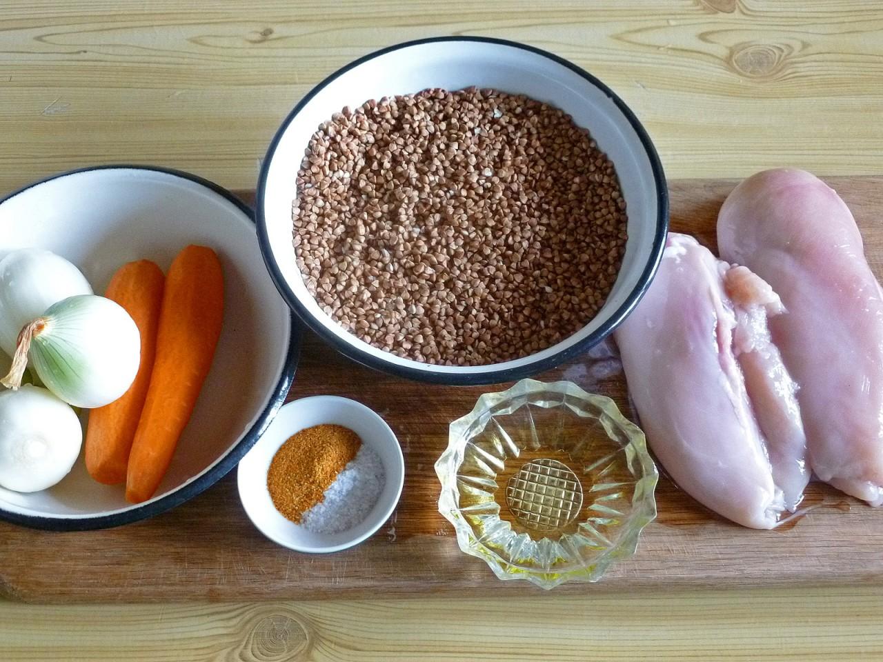 Шаг 1 приготовления Гречка с курицей в мультиварке