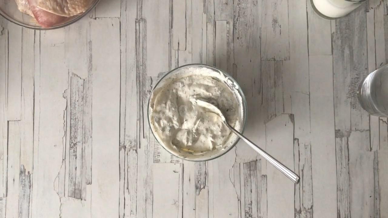 Шаг 5 приготовления Курица тушеная в сметане
