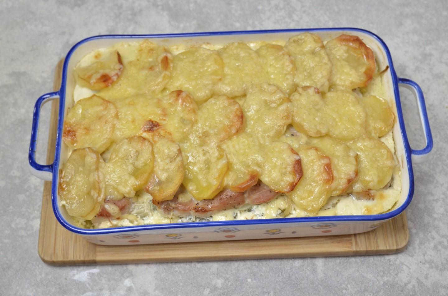 Шаг 13 приготовления Мясо по деревенски в духовке с картофелем