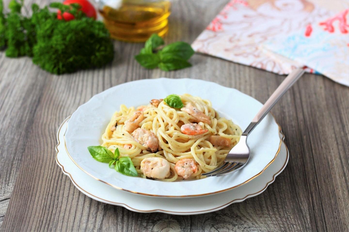 Обложка рецепта Спагетти с морепродуктами в сливочном соусе