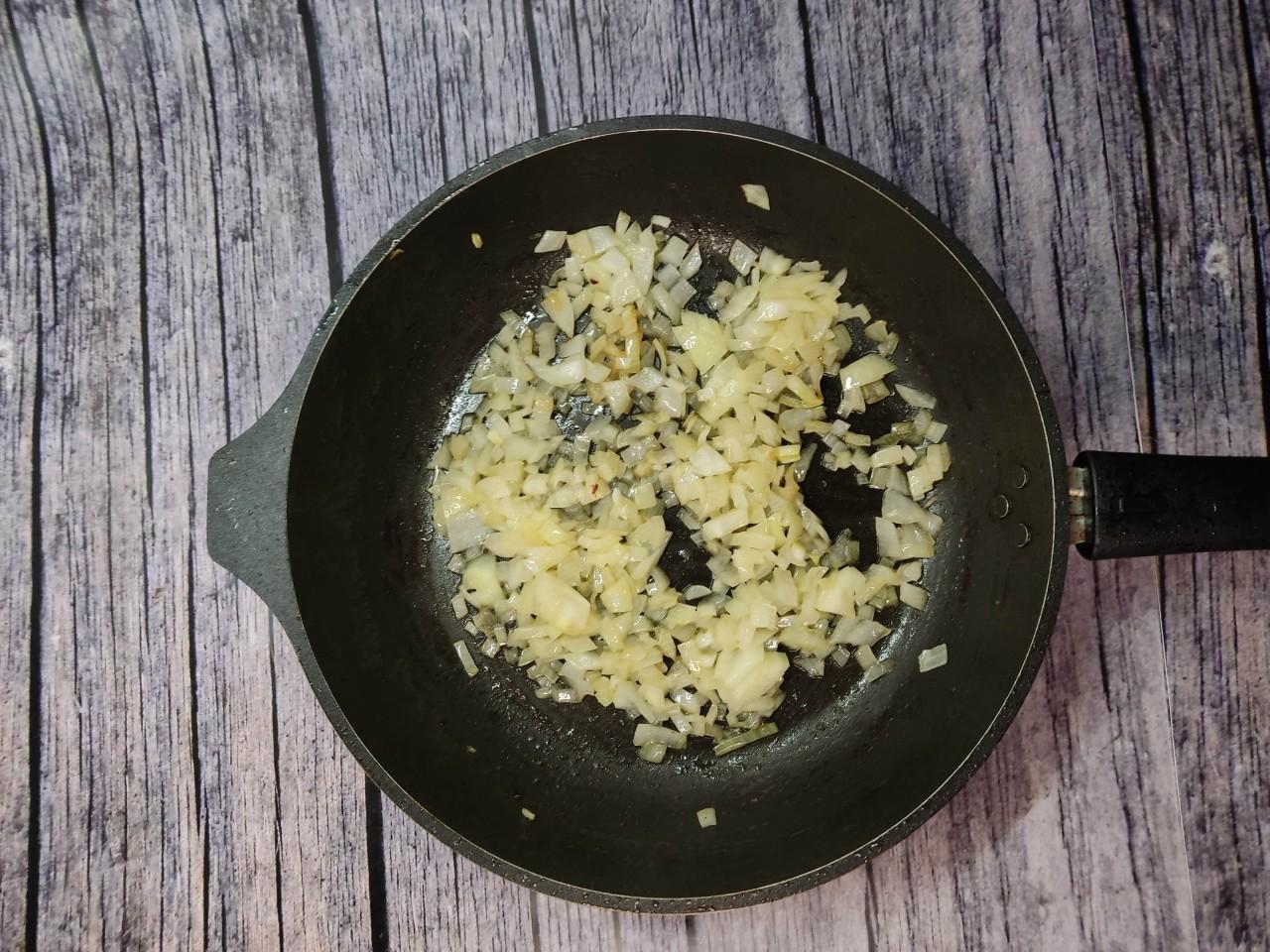 Шаг 3 приготовления Нут с мясом и овощами