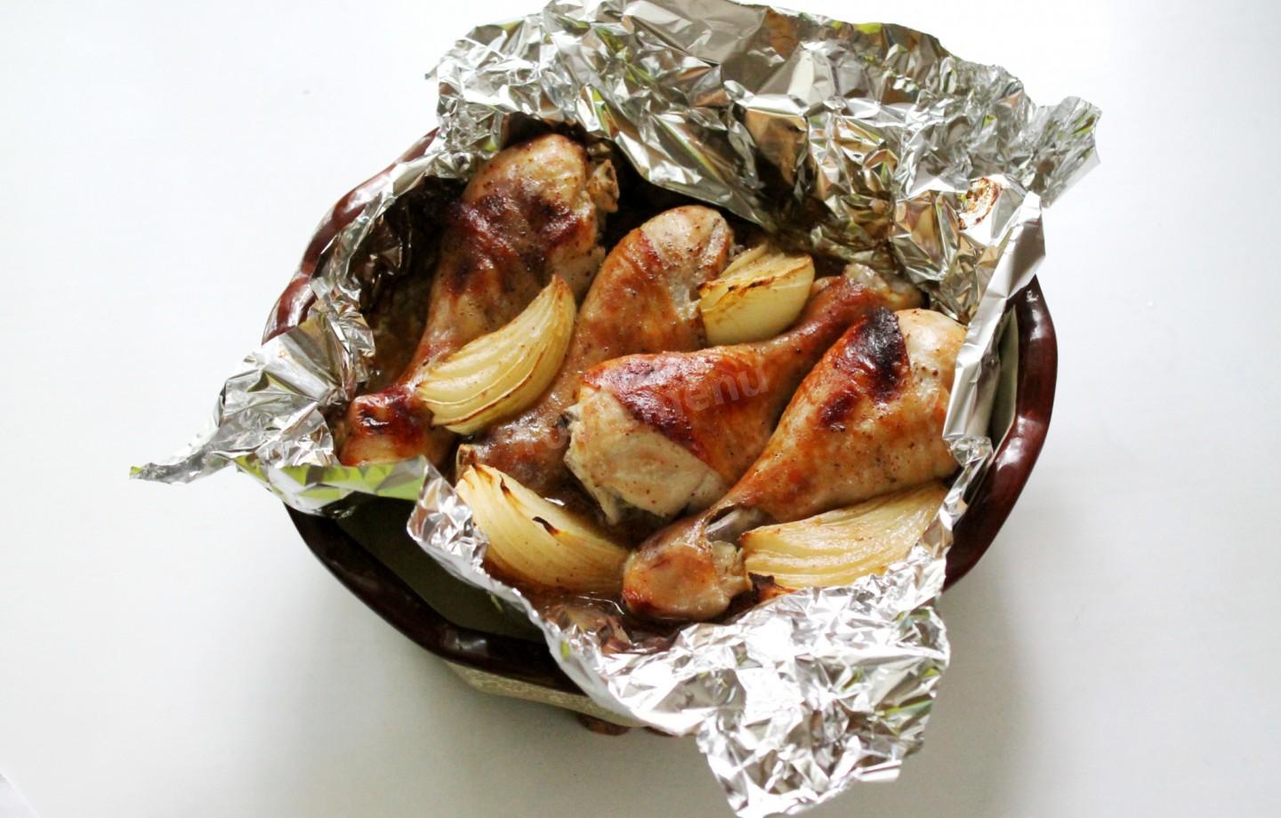 Шаг 5 приготовления Куриные ножки в фольге в духовке запеченные