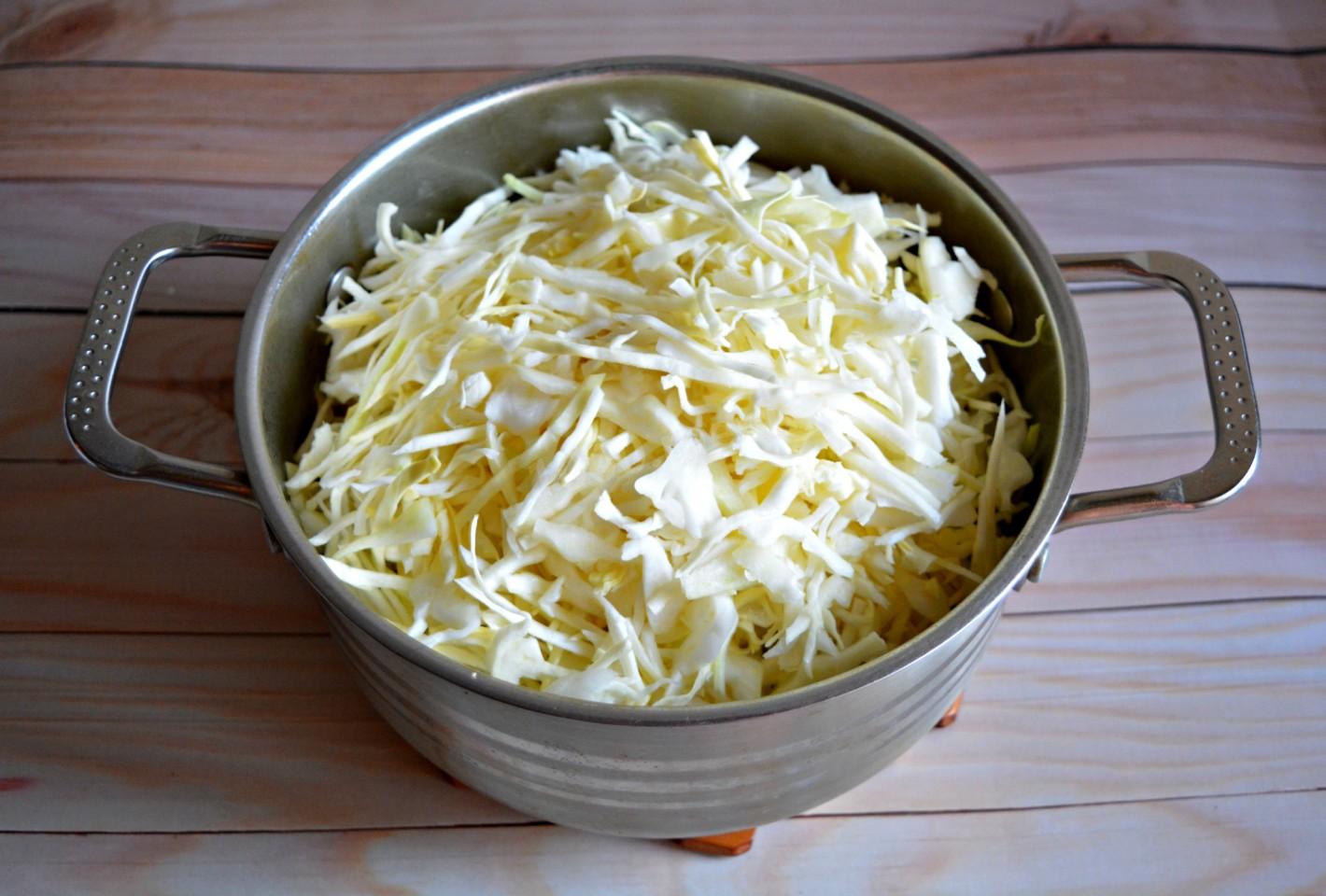 Шаг 6 приготовления Солянка с капустой картошкой и мясом
