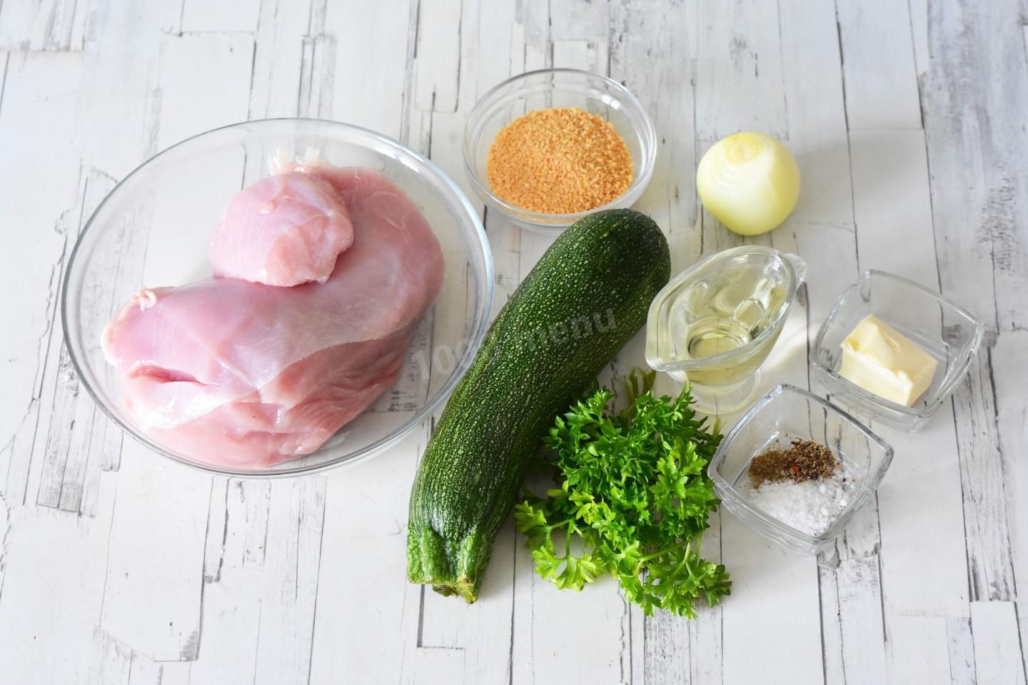 Шаг 1 приготовления Котлеты из индейки с кабачками