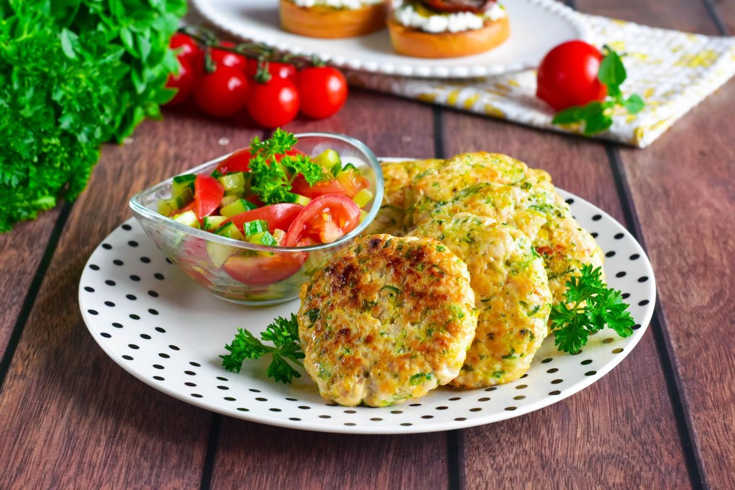 Шаг 11 приготовления Котлеты из индейки с кабачками
