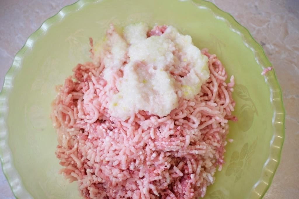 Шаг 3 приготовления Куриные котлеты с зеленью