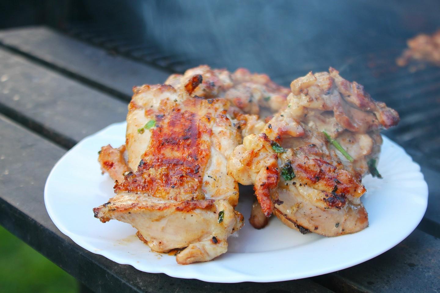 Шаг 12 приготовления Шашлык из куриных окорочков