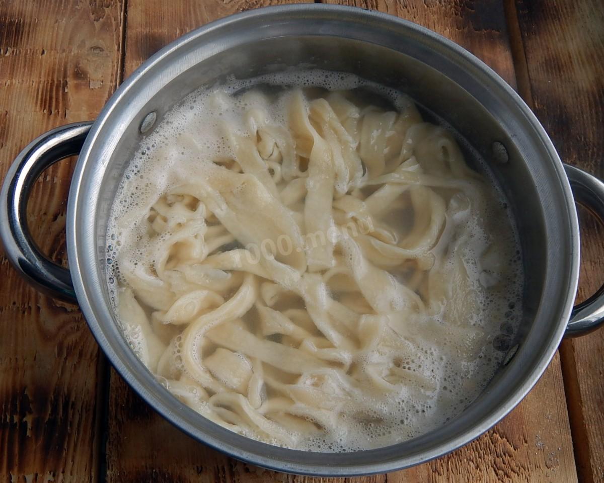 Шаг 12 приготовления Домашняя лапша с овощами
