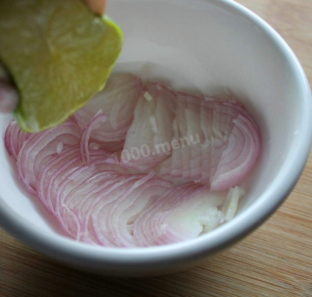 Шаг 3 приготовления Молодая картошка в мундире с чесноком и травами