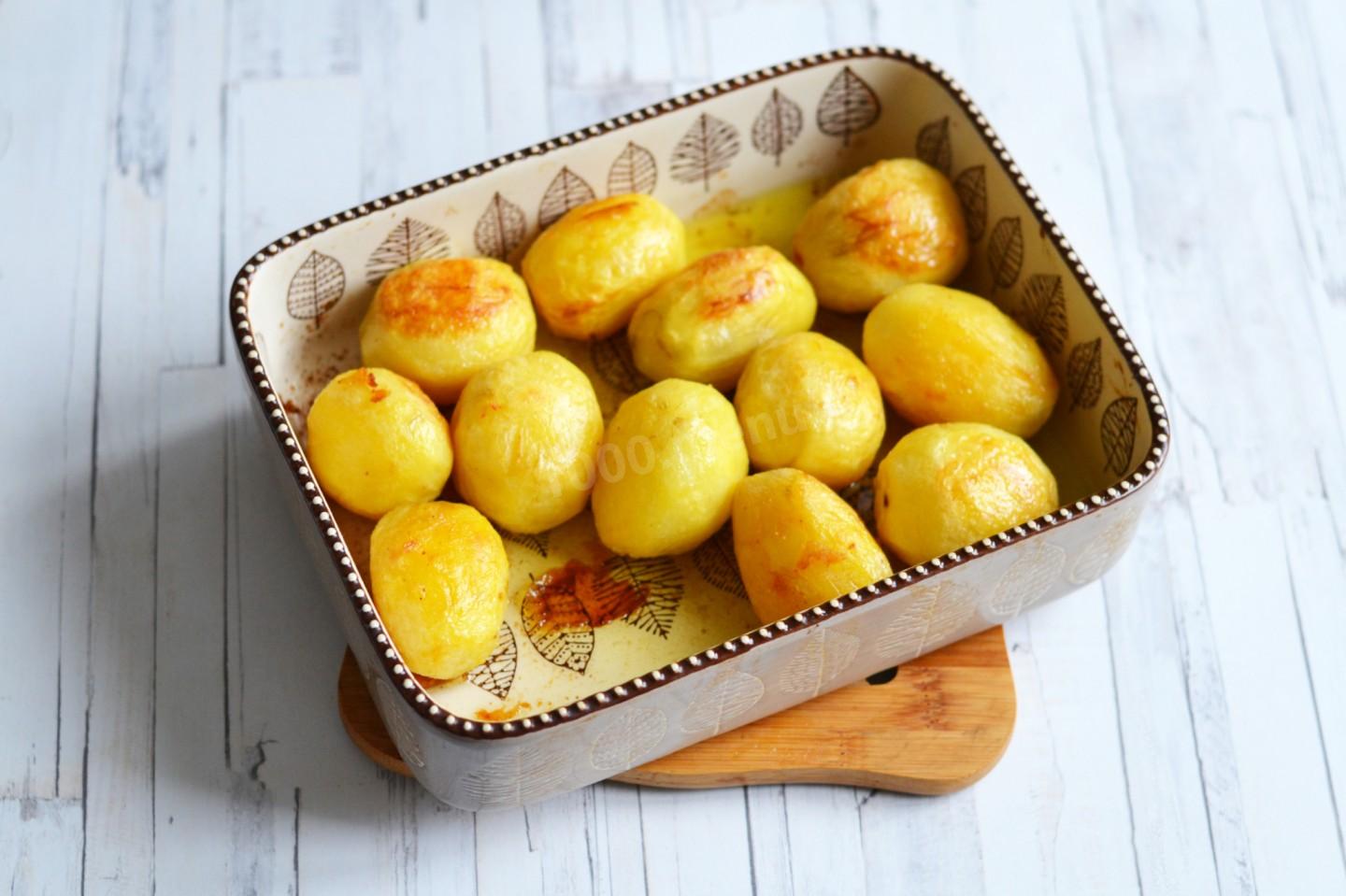 Шаг 12 приготовления Картошка с сыром и беконом в духовке по швейцарски