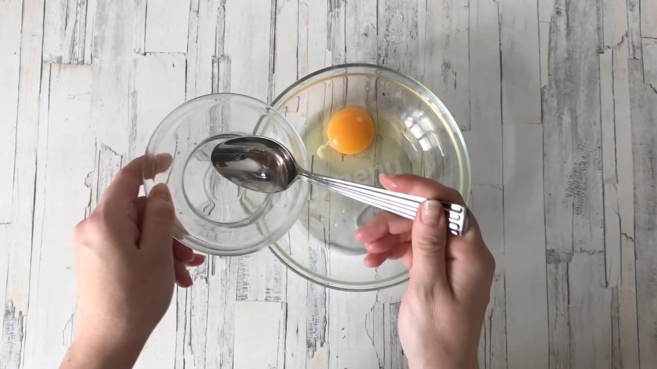 Шаг 2 приготовления Шницель из индейки на сковороде