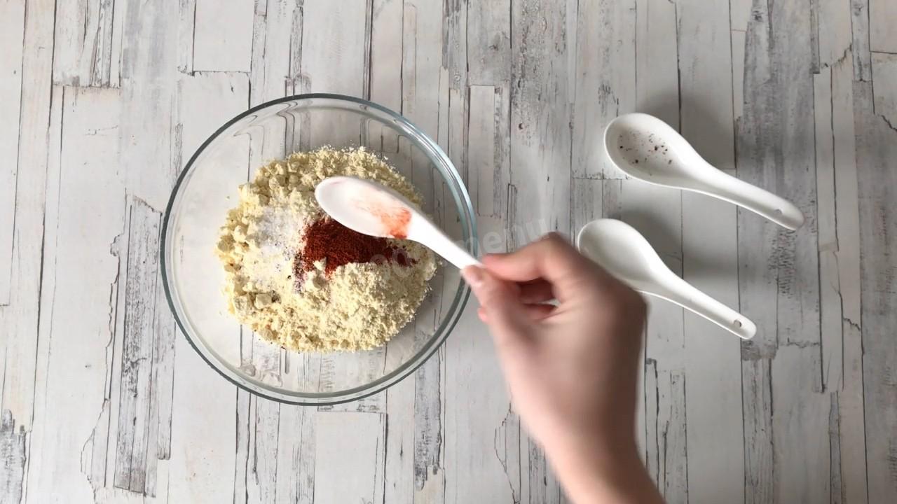 Шаг 4 приготовления Шницель из индейки на сковороде